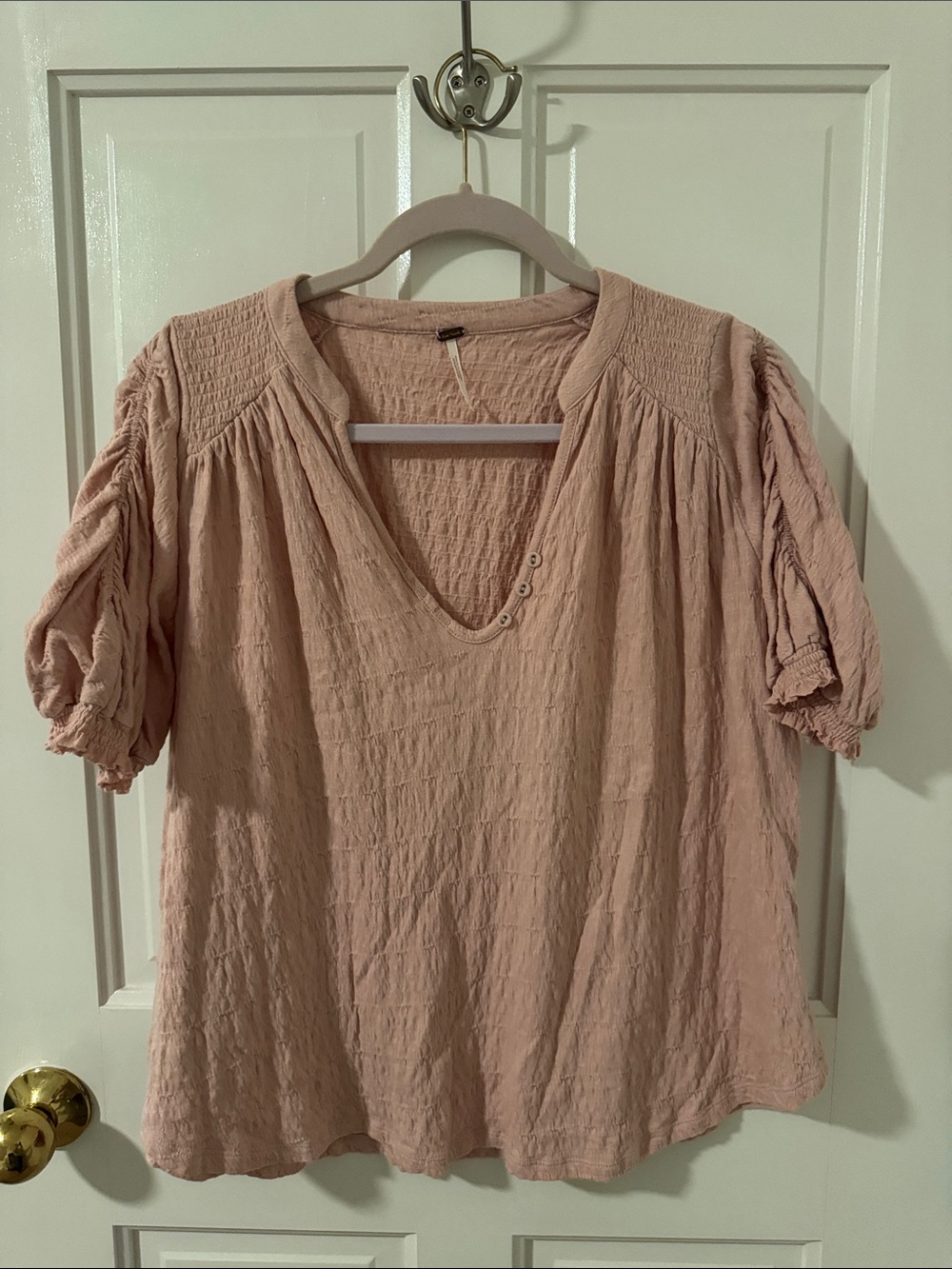 NWOT Free People Dusty Pink V-Neck Short Sleeve Top